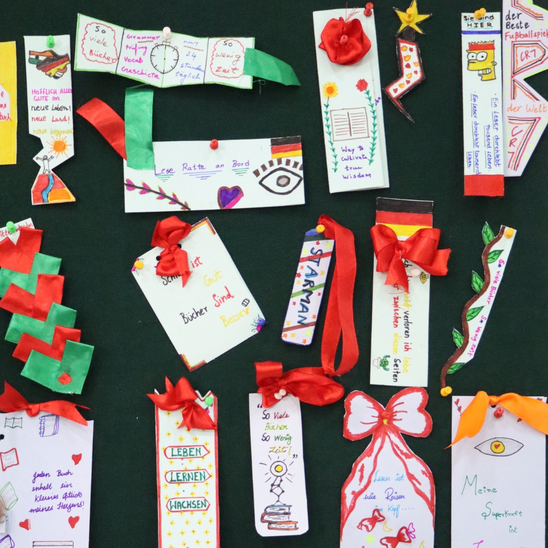 Kreativstunde - Bookmark Creation